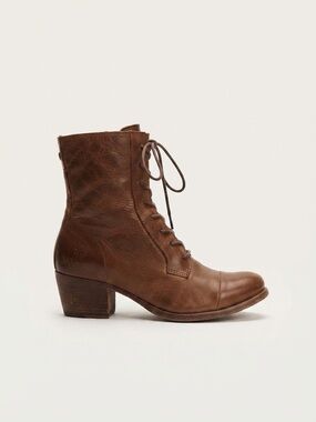 FRYE BROWN LEATHER COURTNEY BOOTS US 8.5